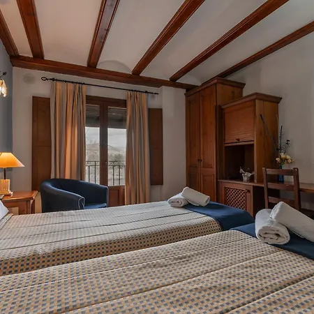 - Restaurante Prado Del Navazo Hotel