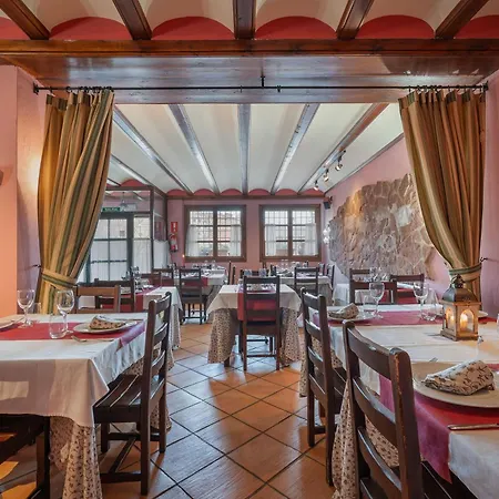 - Restaurante Prado Del Navazo Hotel