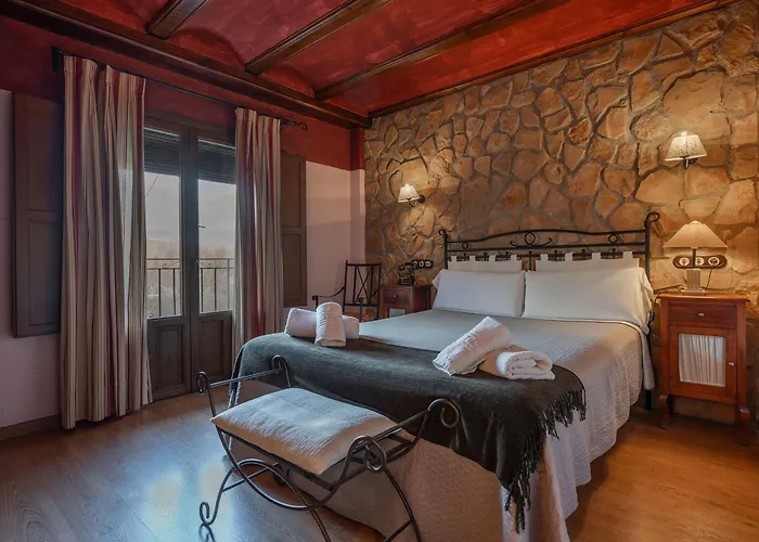 - Restaurante Prado Del Navazo 2* Albarracín