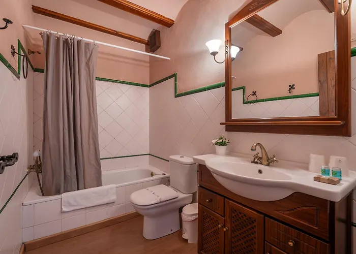 - Restaurante Prado Del Navazo 2* Albarracín