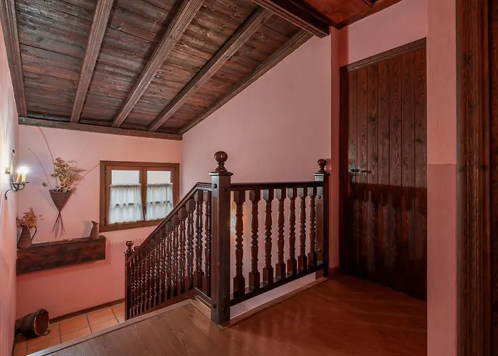 - Restaurante Prado Del Navazo Hotel