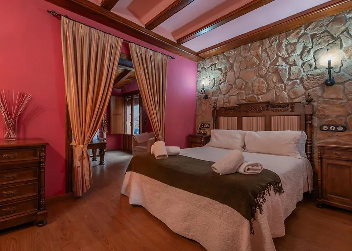 - Restaurante Prado Del Navazo 2*